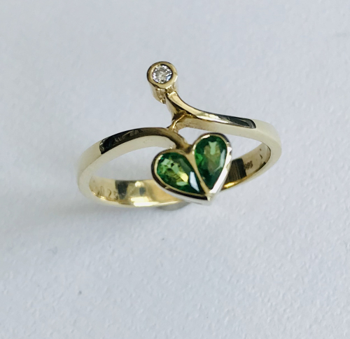 Tsavorit Ring Tropfenform 585 GG